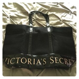 NWOT Victoria Secret Mesh Tote Bag. 💗